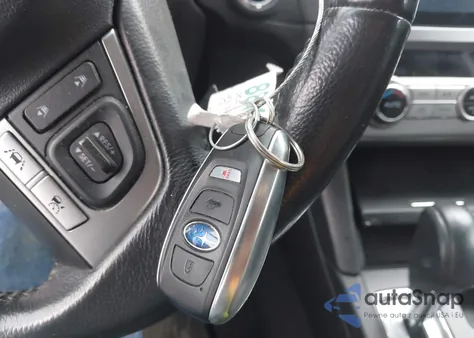 2017 Subaru Outback 3.6R Limited из США, поврежденный, VIN 4S4BSENC2H3282313